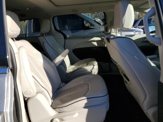 Photo 11 from auction – 2018 CHRYSLER PACIFICA H with VIN 2C4RC1N72JR105186