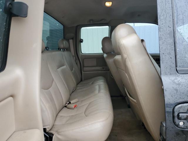 Photo 10 from auction – 2003 CHEVROLET SILVERADO with VIN 2GCEK19T831382242