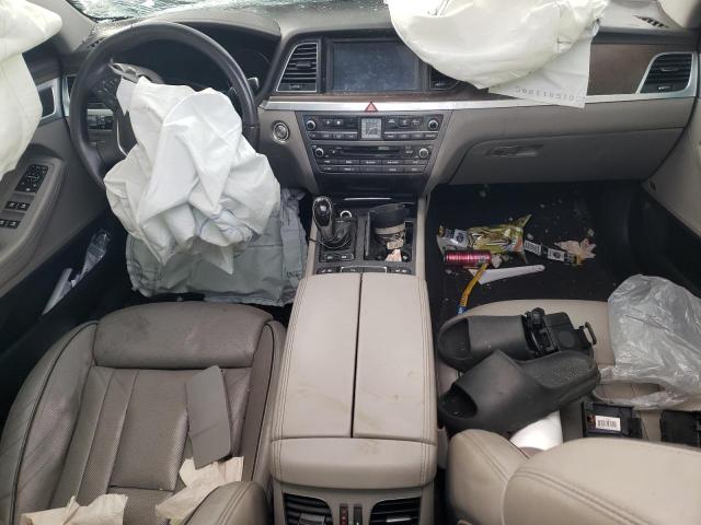 Photo 8 from auction – 2015 HYUNDAI GENESIS 5. with VIN KMHGN4JF2FU086466