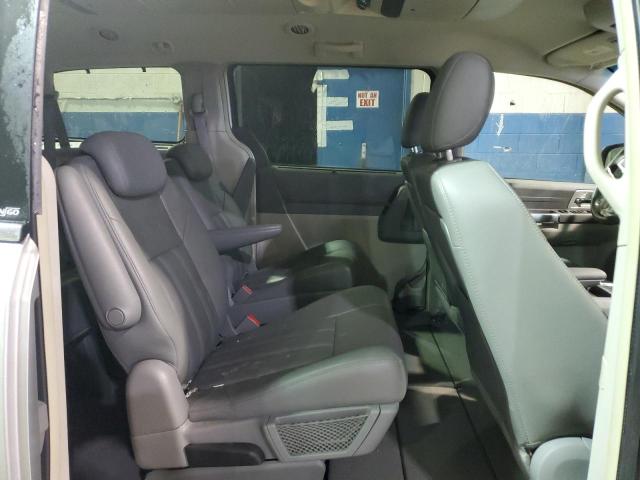 Photo 11 from auction – 2008 CHRYSLER TOWN & COU with VIN 2A8HR54P48R782844