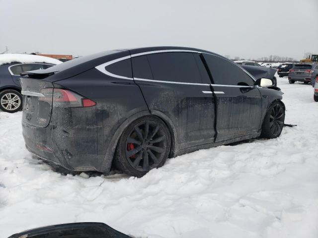 Photo 3 from auction – 2017 TESLA MODEL X with VIN 5YJXCDE43HF042572
