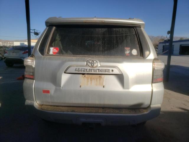 Foto 6 de la subasta – 2014 TOYOTA 4RUNNER SR con VIN JTEBU5JR2E5182104