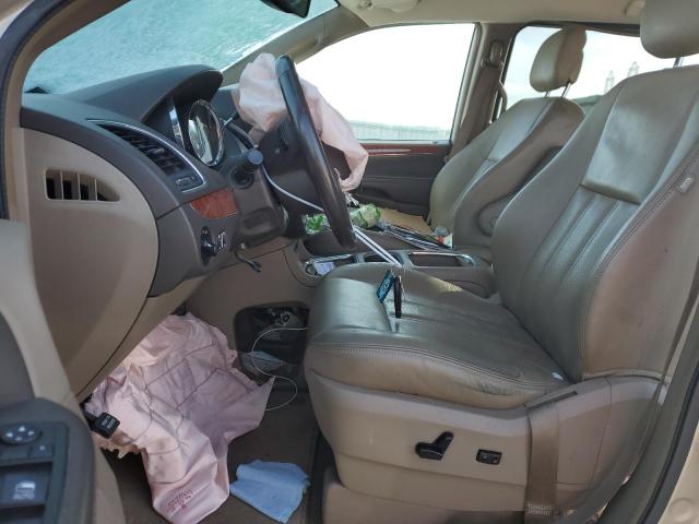 Photo 7 from auction – 2015 CHRYSLER TOWN & COU with VIN 2C4RC1CG6FR539136
