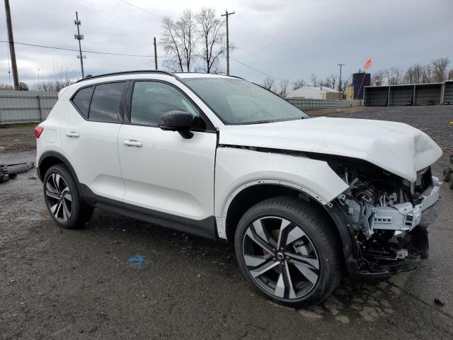 Photo 4 from auction – 2024 VOLVO XC40 PLUS with VIN YV4L12UL3R2254150