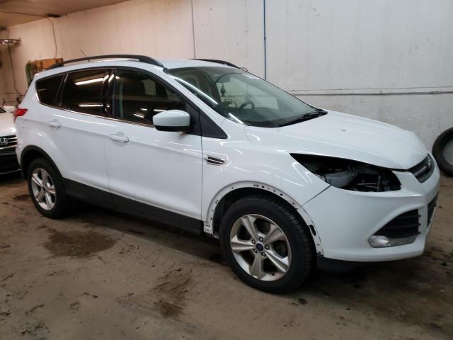 Photo 4 from auction – 2016 FORD ESCAPE SE with VIN 1FMCU9GX5GUB75772