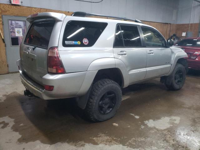 Photo 3 from auction – 2004 TOYOTA 4RUNNER SR with VIN JTEBT14R940030887