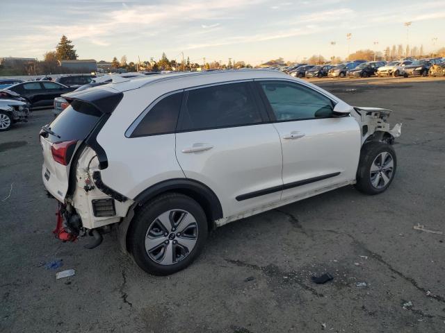 Photo 3 from auction – 2018 KIA NIRO LX with VIN KNDCM3LD8J5163937