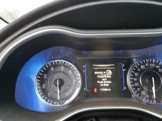 Photo 9 from auction – 2015 CHRYSLER 200 LIMITE with VIN 1C3CCCAB4FN687814