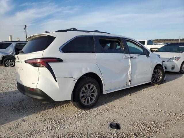 Photo 3 from auction – 2022 TOYOTA SIENNA LE with VIN 5TDKRKEC8NS078902