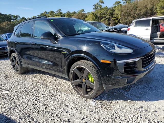 Photo 4 from auction – 2017 PORSCHE CAYENNE SE with VIN WP1AE2A22HLA75549