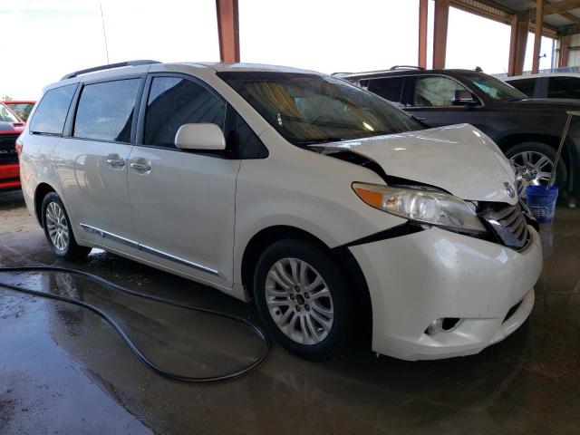Photo 4 from auction – 2015 TOYOTA SIENNA XLE with VIN 5TDYK3DC5FS686500