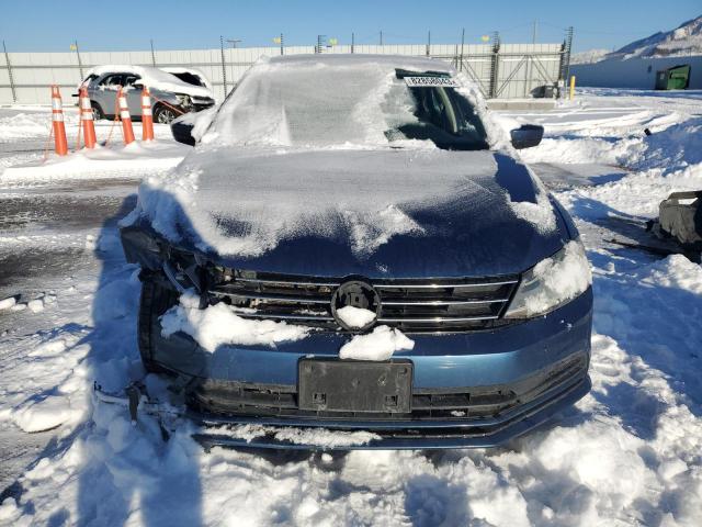 Photo 5 from auction – 2017 VOLKSWAGEN JETTA with VIN 3VW2B7AJ5HM315675