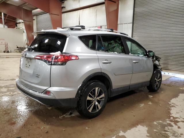 Photo 3 from auction – 2017 TOYOTA RAV4 XLE with VIN 2T3RFREV4HW692799