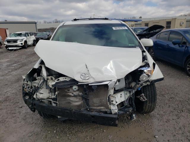 Photo 5 from auction – 2012 TOYOTA SIENNA XLE with VIN 5TDDK3DC6CS039405