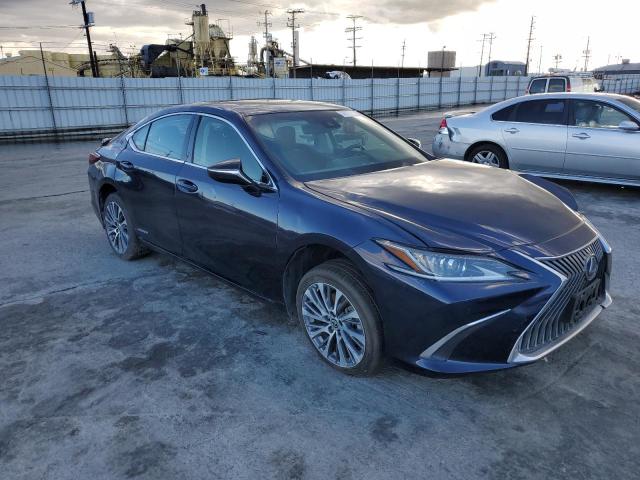 Photo 4 from auction – 2021 LEXUS ES 300H with VIN 58ADA1C11MU012895
