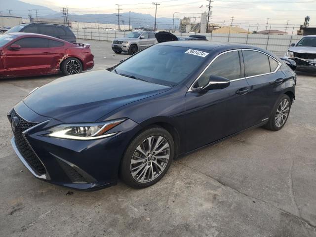 LEXUS ES 300H 2020 with VIN 58AD21B14LU006795 - Photo from auction