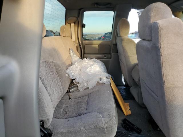 Photo 10 from auction – 2000 CHEVROLET SILVERADO with VIN 2GCEK19T4Y1315161