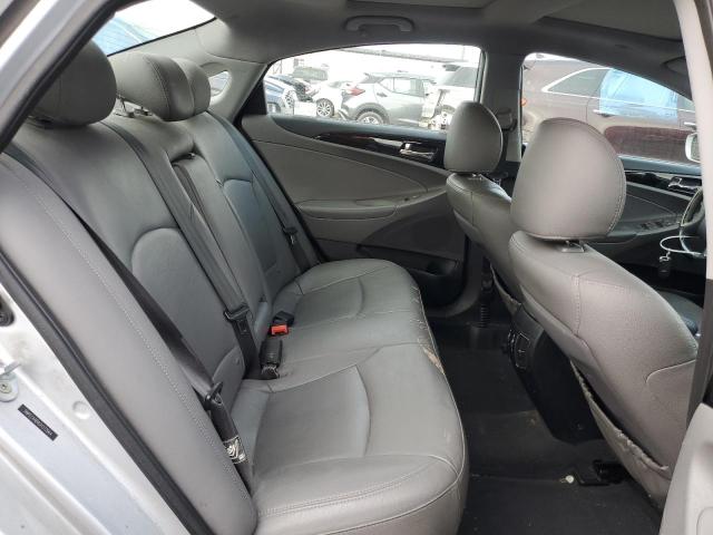 Photo 10 from auction – 2012 HYUNDAI SONATA SE with VIN 5NPEC4AB4CH372064