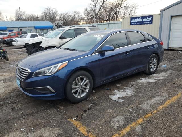 HYUNDAI SONATA SE 2017 with VIN 5NPE24AF6HH469182 - Photo from auction