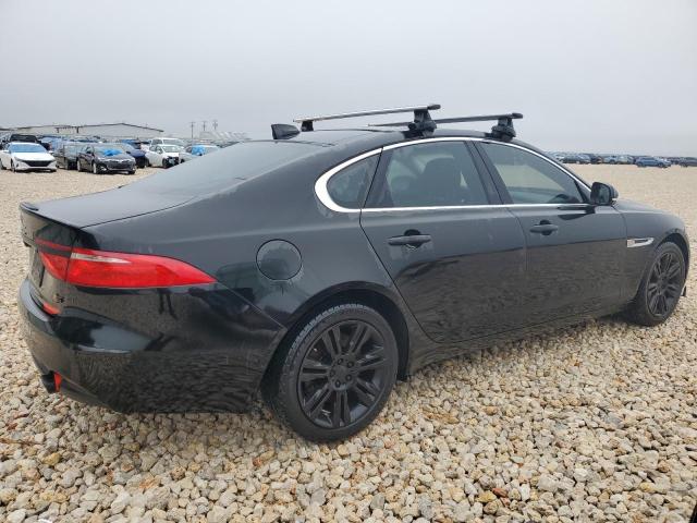 Photo 3 from auction – 2016 JAGUAR XF PREMIUM with VIN SAJBJ4BV1GCY23570
