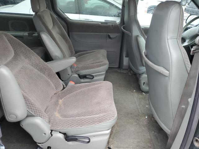 Photo 11 from auction – 2000 DODGE GRAND CARA with VIN 1B4GP44L4YB632230