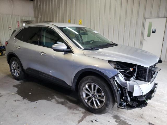 Photo 4 from auction – 2020 FORD ESCAPE SE with VIN 1FMCU9G62LUA25216
