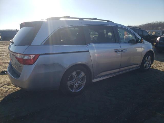 Photo 3 from auction – 2011 HONDA ODYSSEY TO with VIN 5FNRL5H95BB049939