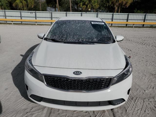 Photo 5 from auction – 2018 KIA FORTE LX with VIN 3KPFL4A71JE188069
