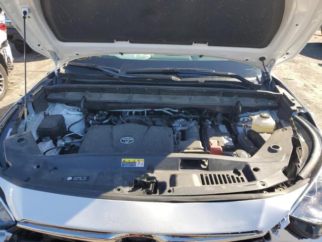 Photo 12 from auction – 2022 TOYOTA HIGHLANDER with VIN 5TDDZRBH3NS211213