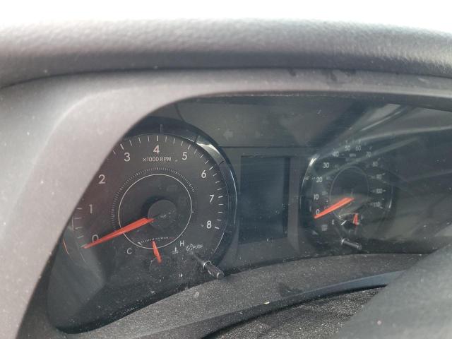 Photo 9 from auction – 2015 TOYOTA SIENNA LE with VIN 5TDKK3DC5FS566671