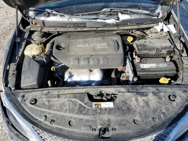 Photo 11 from auction – 2016 CHRYSLER 200 LIMITE with VIN 1C3CCCAB9GN190047