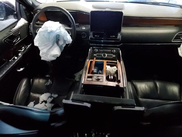Photo 8 from auction – 2019 LINCOLN NAVIGATOR with VIN 5LMJJ3JTXKEL01594