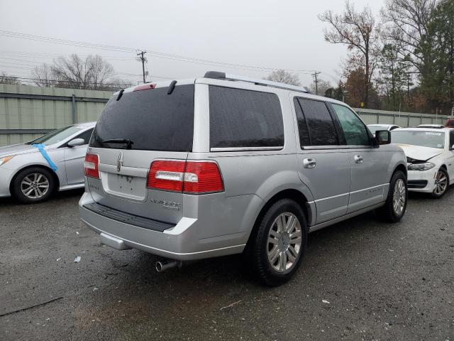 Photo 3 from auction – 2011 LINCOLN NAVIGATOR with VIN 5LMJJ2H51BEJ03309