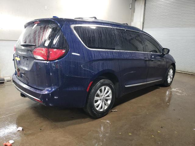 Photo 3 from auction – 2018 CHRYSLER PACIFICA T with VIN 2C4RC1EG2JR356595