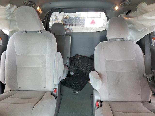 Photo 10 from auction – 2015 TOYOTA SIENNA LE with VIN 5TDJK3DC7FS123191