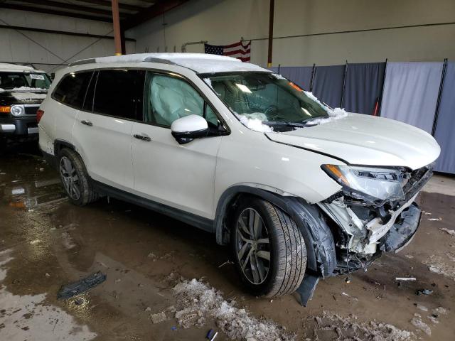 Photo 4 from auction – 2017 HONDA PILOT TOUR with VIN 5FNYF6H90HB034606
