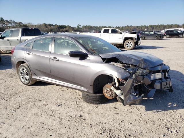 Photo 4 from auction – 2018 HONDA CIVIC LX with VIN 19XFC2F59JE014276