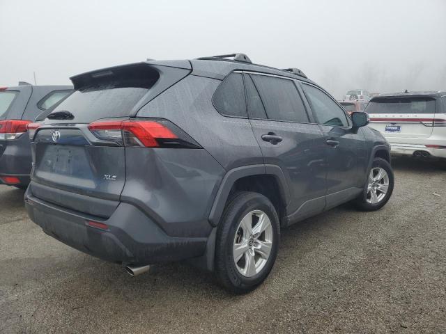 Photo 3 from auction – 2021 TOYOTA RAV4 XLE with VIN 2T3W1RFV3MC122014