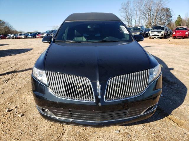 Photo 5 from auction – 2016 LINCOLN MKT with VIN 2L1MJ5LK5GBL02818