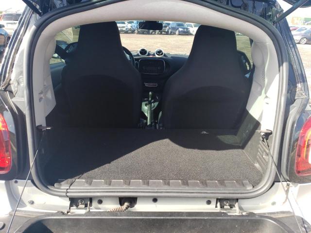 Photo 10 from auction – 2017 SMART FORTWO with VIN WMEFJ5DA4HK177210