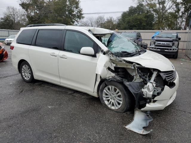 Photo 4 from auction – 2017 TOYOTA SIENNA XLE with VIN 5TDYZ3DC4HS773125