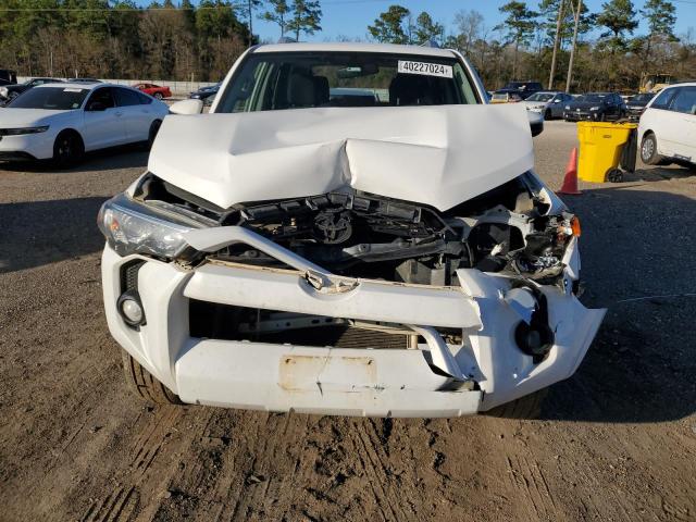 Photo 5 from auction – 2017 TOYOTA 4RUNNER SR with VIN JTEBU5JR5H5430804