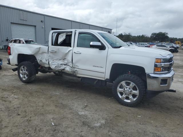 Photo 4 from auction – 2015 CHEVROLET SILVERADO with VIN 1GC1KWE81FF598041