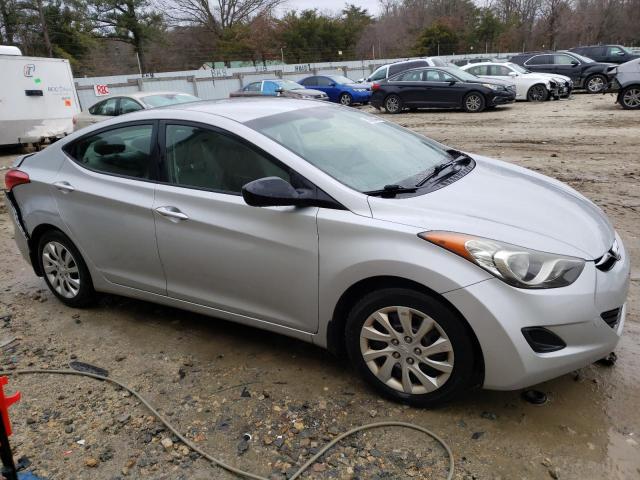 Photo 4 from auction – 2012 HYUNDAI ELANTRA GL with VIN 5NPDH4AE1CH070867