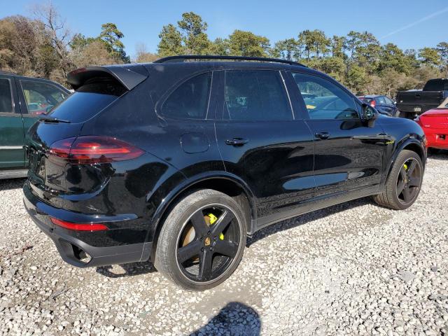 Photo 3 from auction – 2017 PORSCHE CAYENNE SE with VIN WP1AE2A22HLA75549