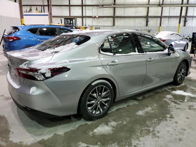 Photo 3 from auction – 2021 TOYOTA CAMRY XLE with VIN 4T1F31AK2MU553203