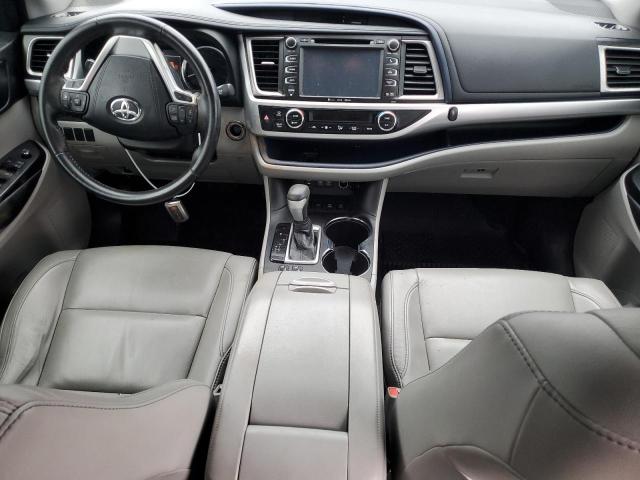 Photo 8 from auction – 2018 TOYOTA HIGHLANDER with VIN 5TDJZRFH1JS872410