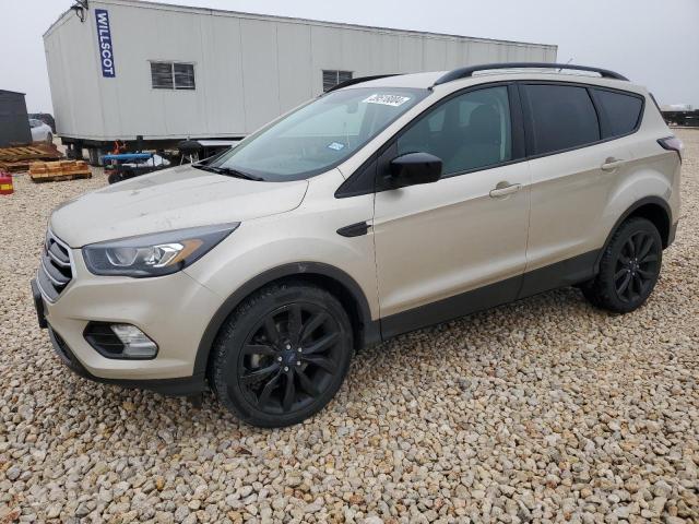Photo 1 from auction – 2018 FORD ESCAPE SE with VIN 1FMCU0GD0JUB72643