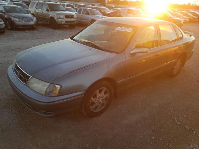 TOYOTA AVALON XL 1998 with VIN 4T1BF18B6WU217634 - Photo from auction