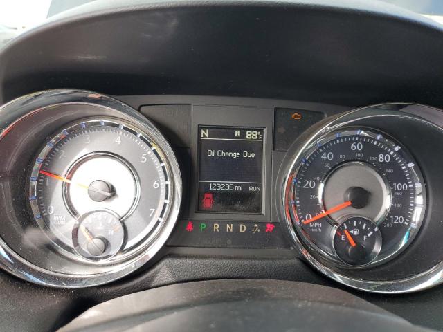 Photo 9 from auction – 2014 CHRYSLER TOWN & COU with VIN 2C4RC1BG2ER324255